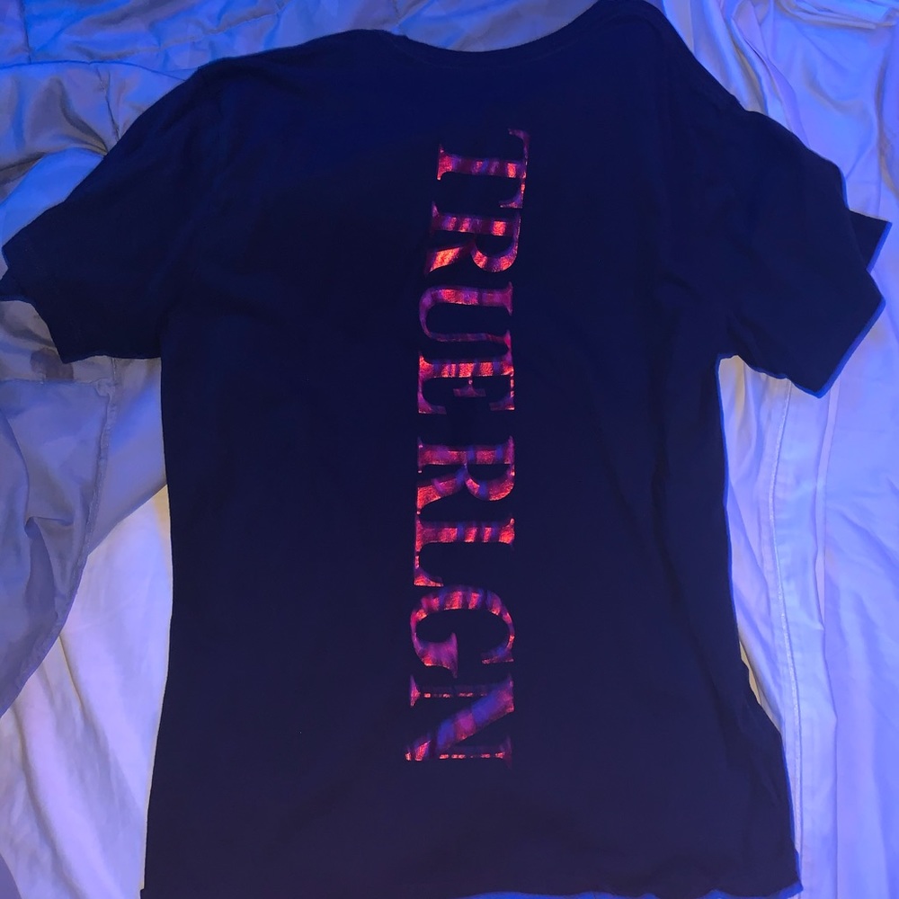 True religion vertical logo tee